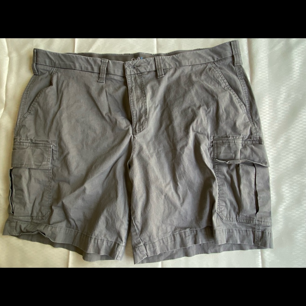 Mens cargo Shorts Size 48